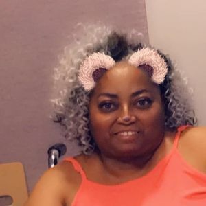 Meet your Posher, Debra